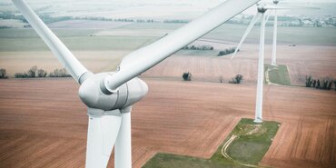 Researchers Battle to Preserve Wind Turbine Gearboxes From White Etching Cracking